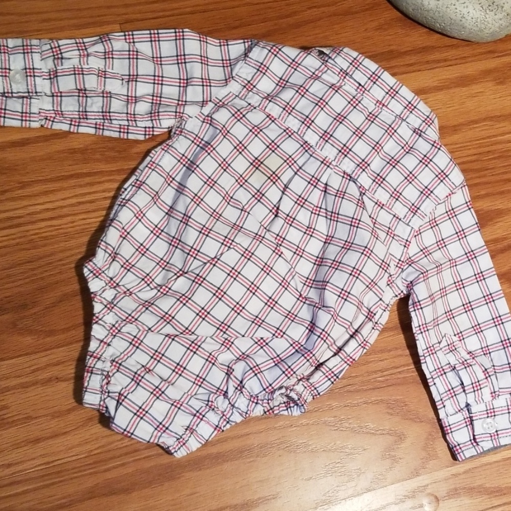 Overall an button up shirt 3mo - Picture 4 of 7
